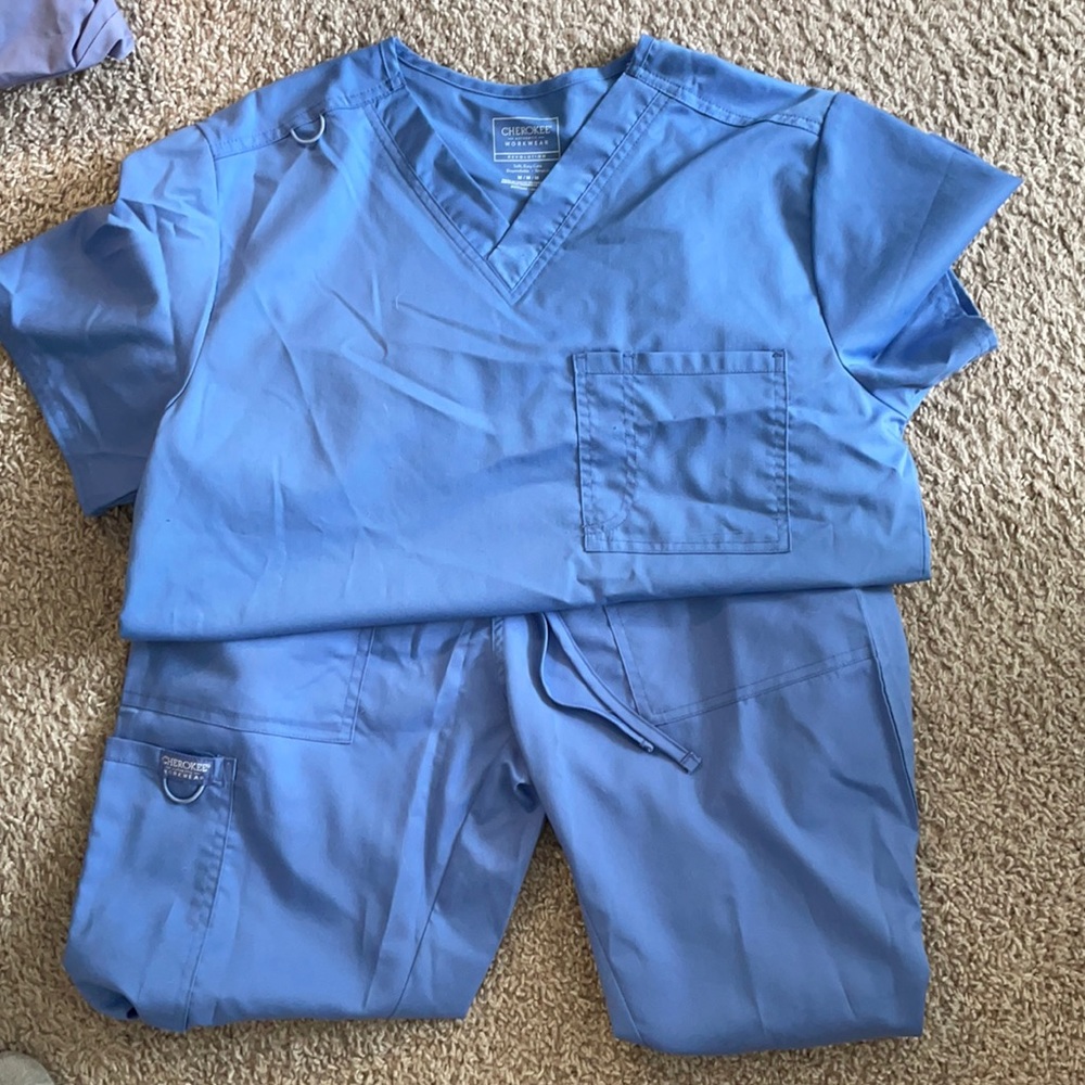 Blue scrubs for health professionals